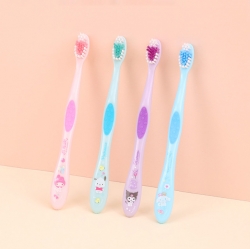 Sanrio  Double Non-slip Color Toothbrushe 4pcs