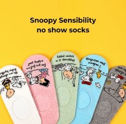 Snoopy Sensibility No Show Socks, One Size 220-260mm