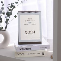 2024 Desk Schedule Calendar 