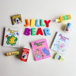 2024 Jelly Bear Diary, Weekly 