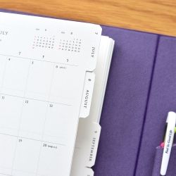 2024 Classy Gentle Diary