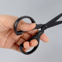Simple Grip Scissors, Random