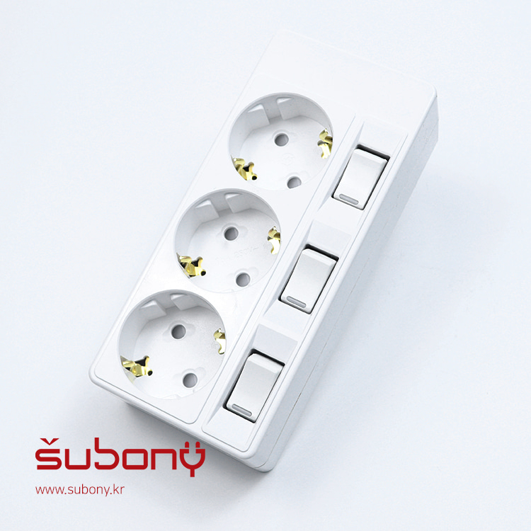 Attached Individual Switch Multi-socket 3-Outlet White