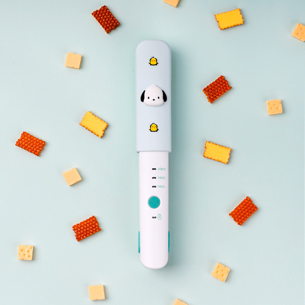 Sanrio Wireless Mini Hair Styler Pochacco