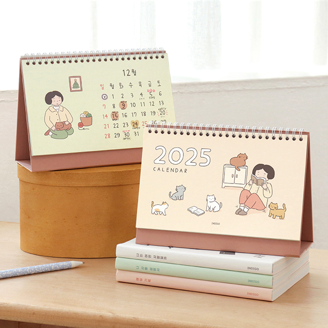 2025 Monologue Desk Calendar