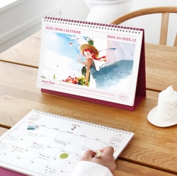 2025 Anne Story A4 Desk Calender