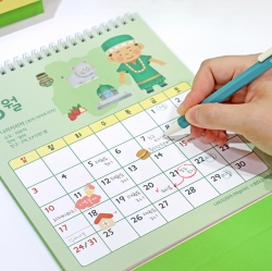 2025 World Children's Desk Calendar