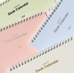 2025 A Piece Of Desk Calendar