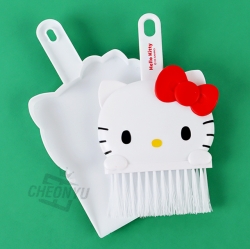 Hello Kitty Dustpan and Brush Set 