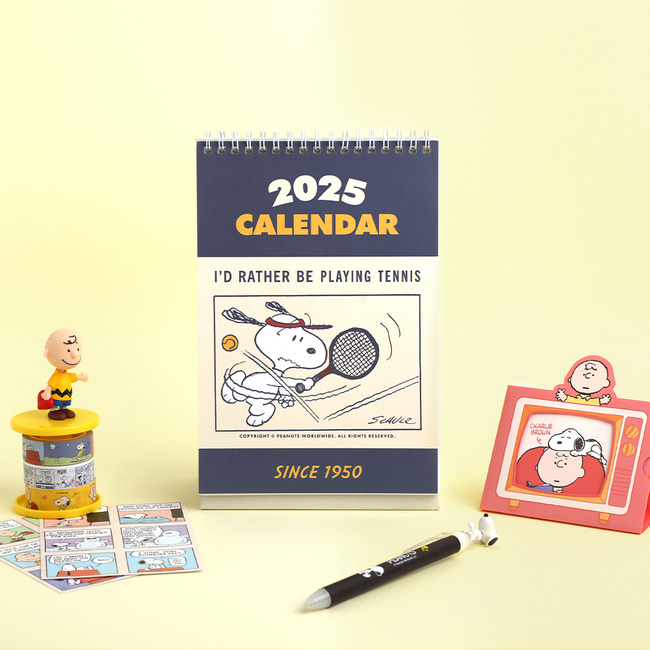 Peanuts Snoopy 2025 Dest Canlender