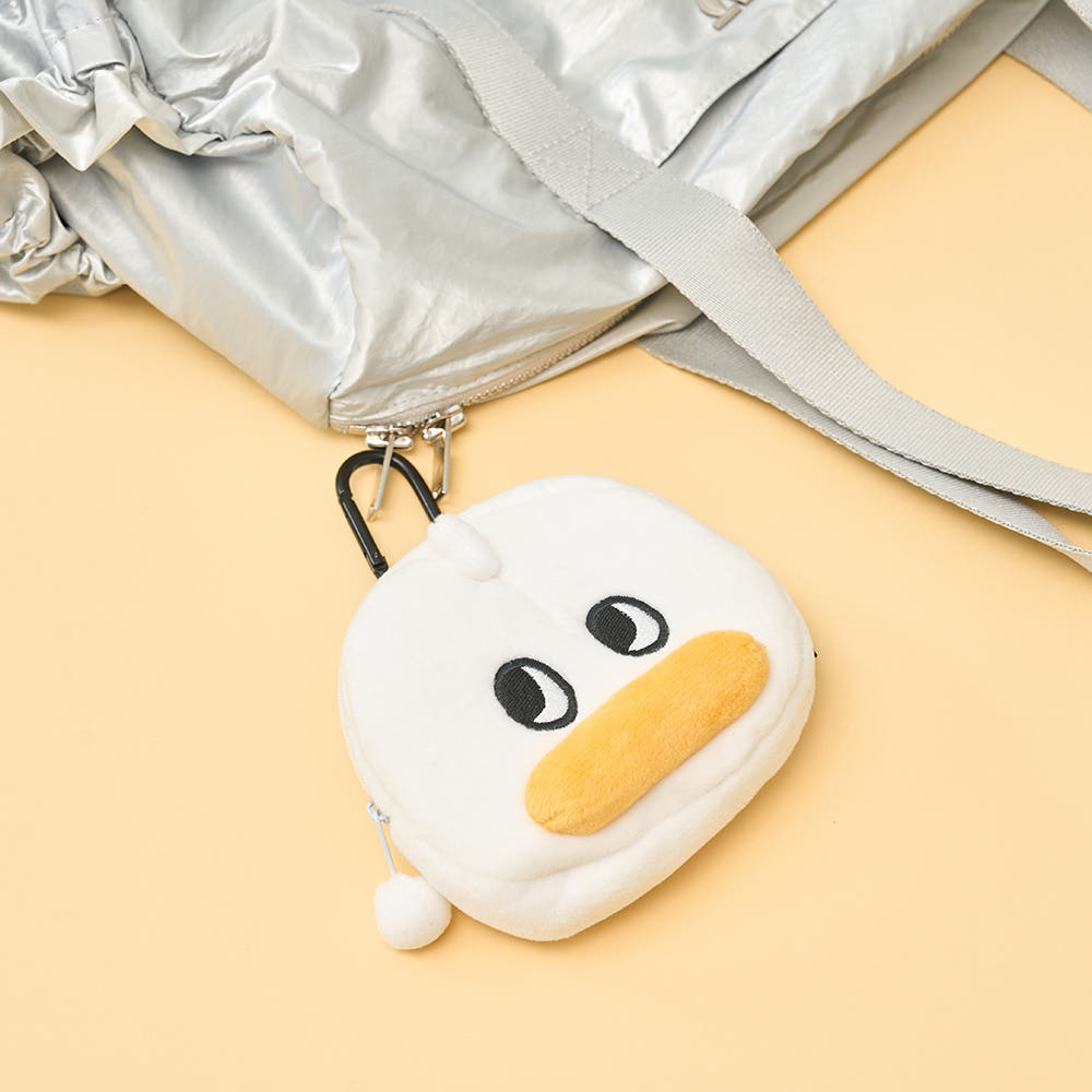 Qwakcheol Robert Qwakcheol Jr. Pouch