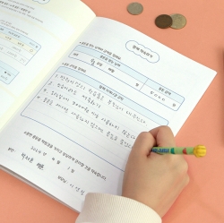 Elementary school Pocket money book (cash book,4months)