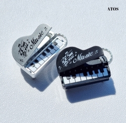 Grand Piano Rhythm Game Keyring (1pcs) Random 