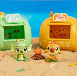 Disney Stitch Camper Van Random figure