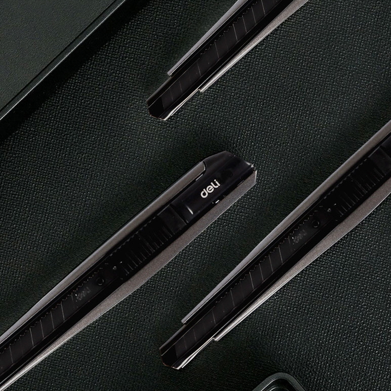 Black Metal 60 Degrees Snap-off Craft knife